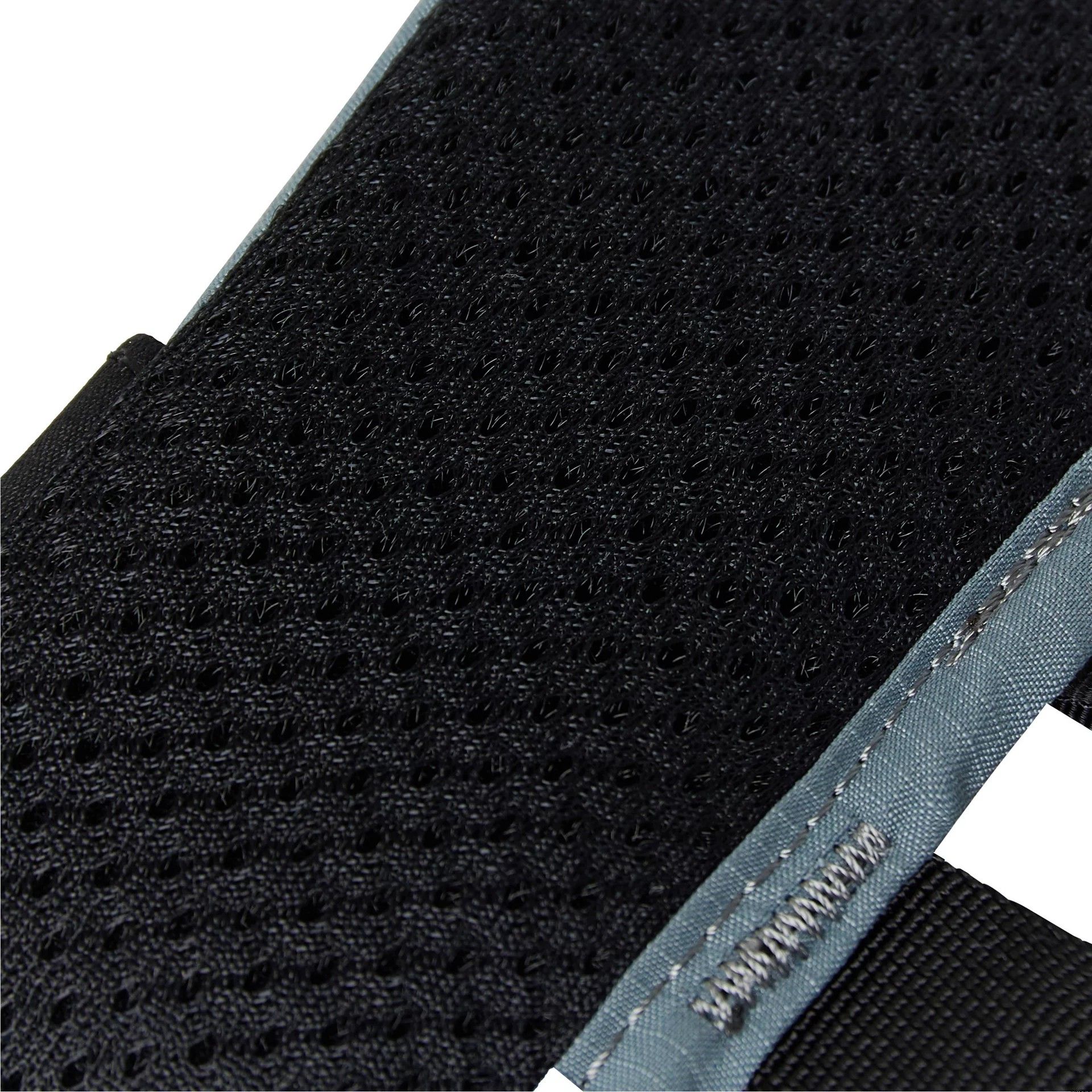 Strata-Mammut Red
