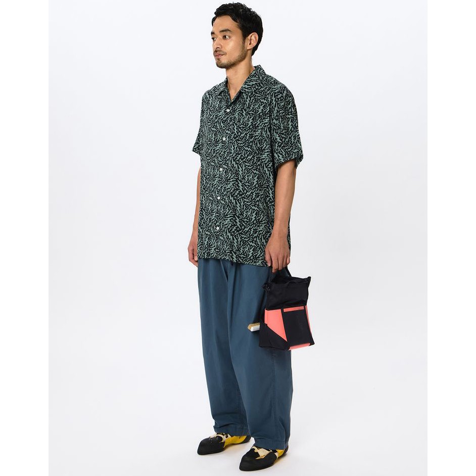 ライトニングブルー　LB